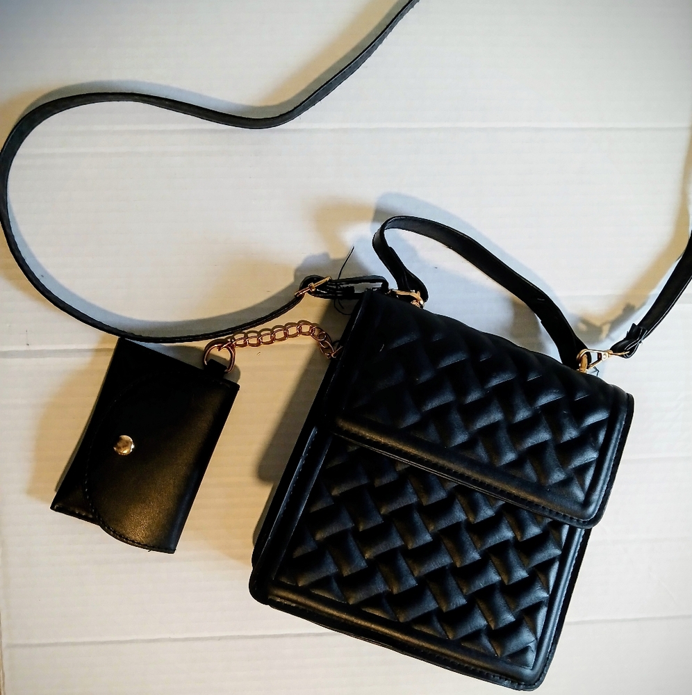 Chic Black Quilted Crossbody Bag